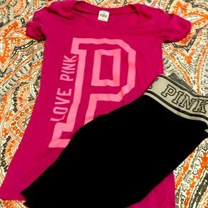 Women’s Size small vs/pink outfit. Shirt and pants. Both in great shape.
